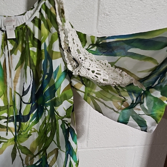 Chico's Palm Pattern Cold Shoulder Top - Picture 4 of 5